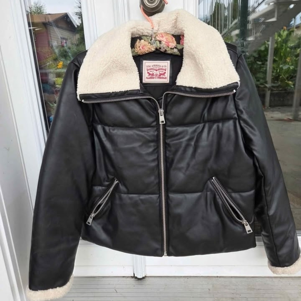 Levi's Women's Black Puffer Jacket with Cream Collar